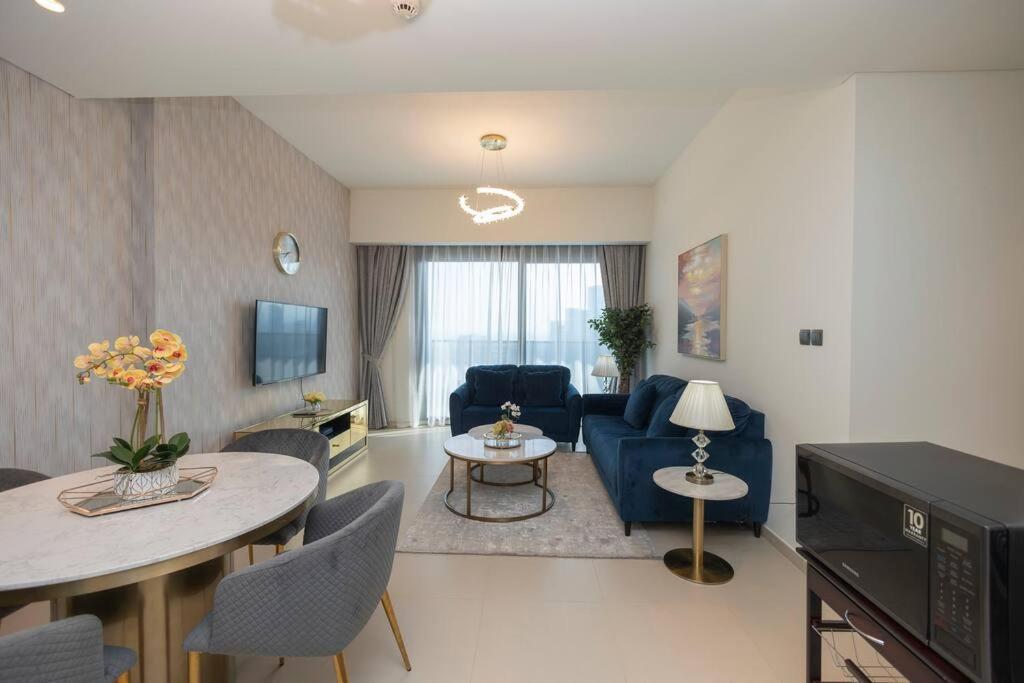 Chic 2Br Apt At Act One Act Two Near Burj Khalifa 3504 Apartment Dubai Exterior foto